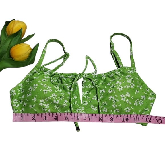 Perry Shirred Bikini Top Floral in Gren - Picture 7 of 13
